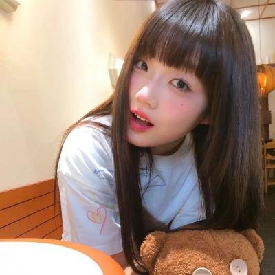 拳头在哭泣